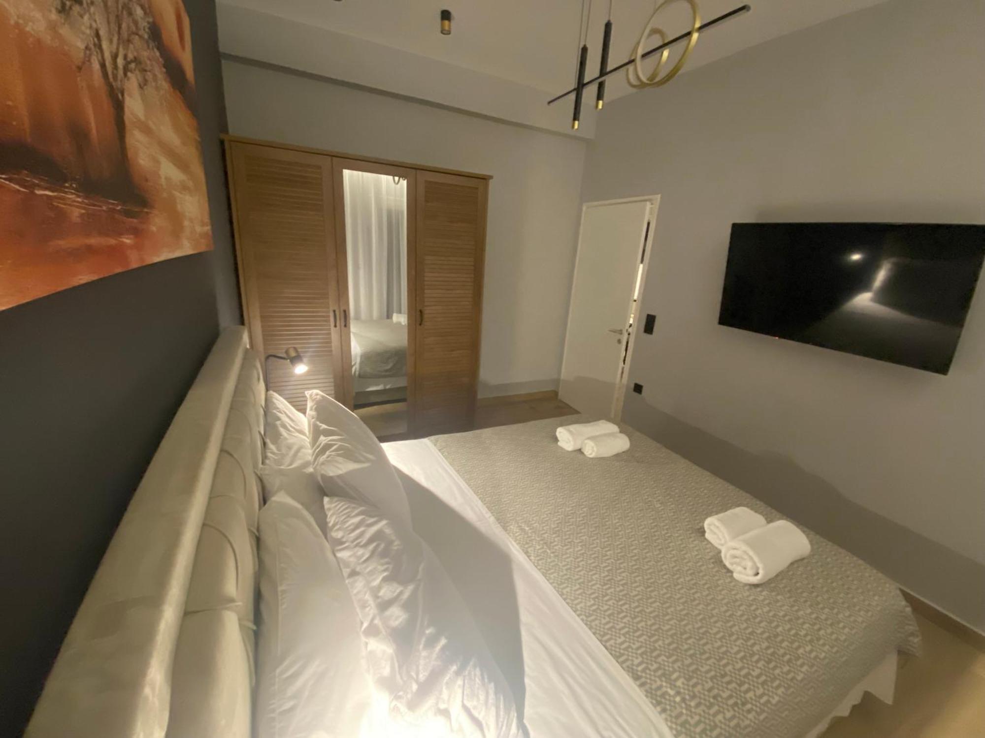 Kostas Lux Apartment *
