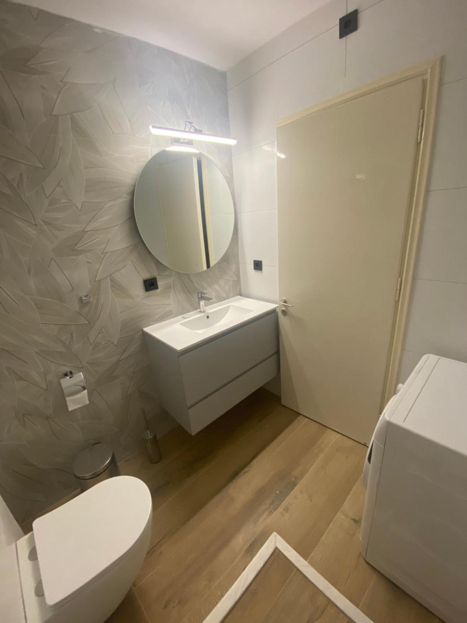 Kostas Lux * Corfu (city)