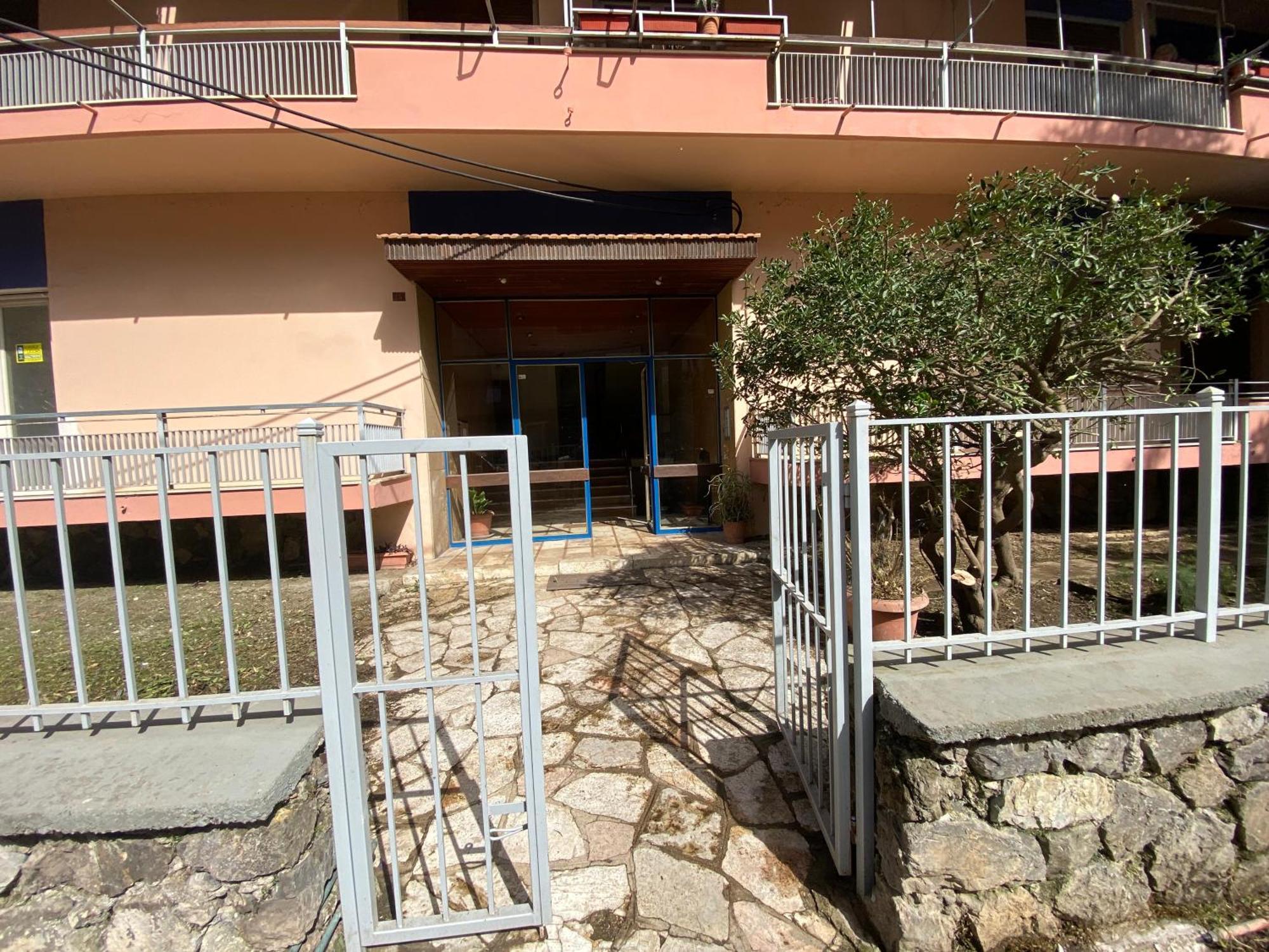 Kostas Lux Corfu (city)